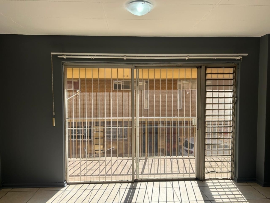 1 Bedroom Property for Sale in Potchefstroom North West
